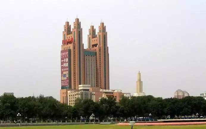 天津百货大楼的前世今生,天津老的百货大楼