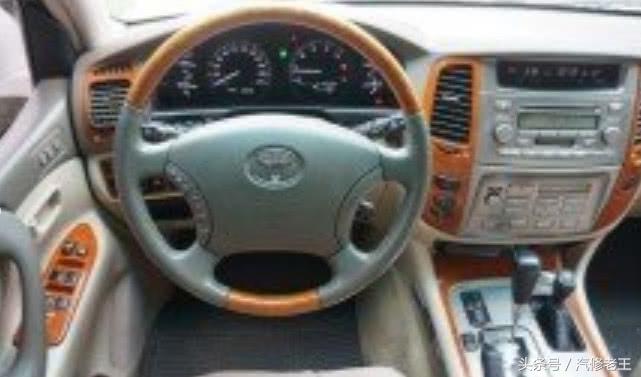 03年陆巡4500中东版手动价格,03年产的丰田陆巡有什么配置