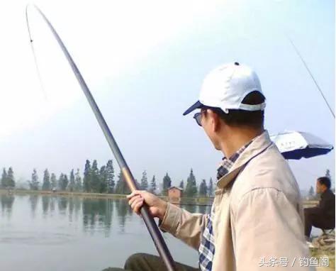 初学者如何选一条好的鱼竿,如何选择鱼竿最合适