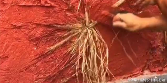 往墙里“塞草”：几百年不倒？故宫修墙的工艺为何这么神奇？