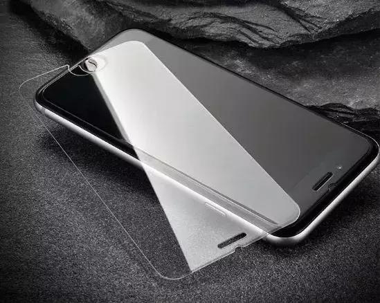 手机摔了几次了钢化膜没裂,手机屏摔坏了钢化膜没坏怎么回事