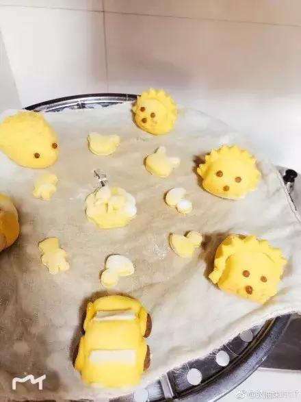 幼儿园累家长攻略——数一亿粒米与画30天月亮