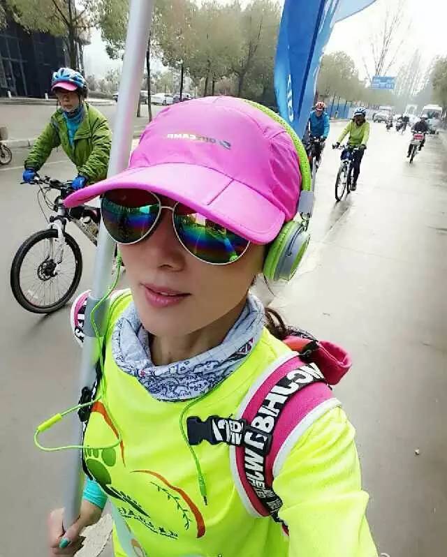 18岁最年轻辣妈照,世界上最年轻的辣妈