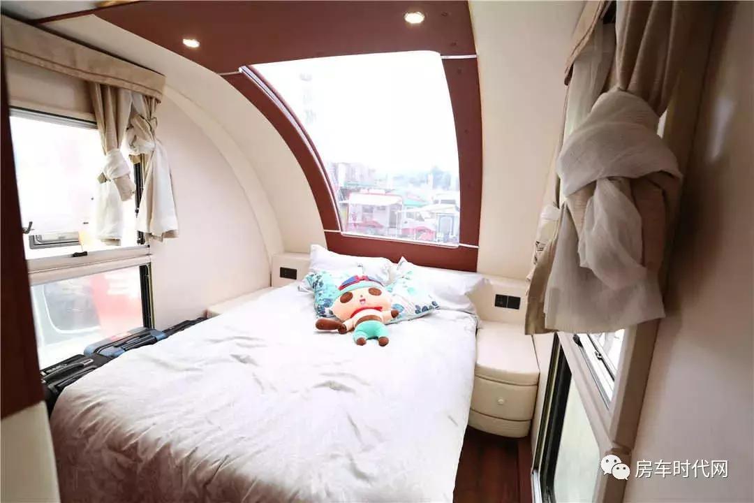 一万元房车两室一厅,一万元左右的房车旅行