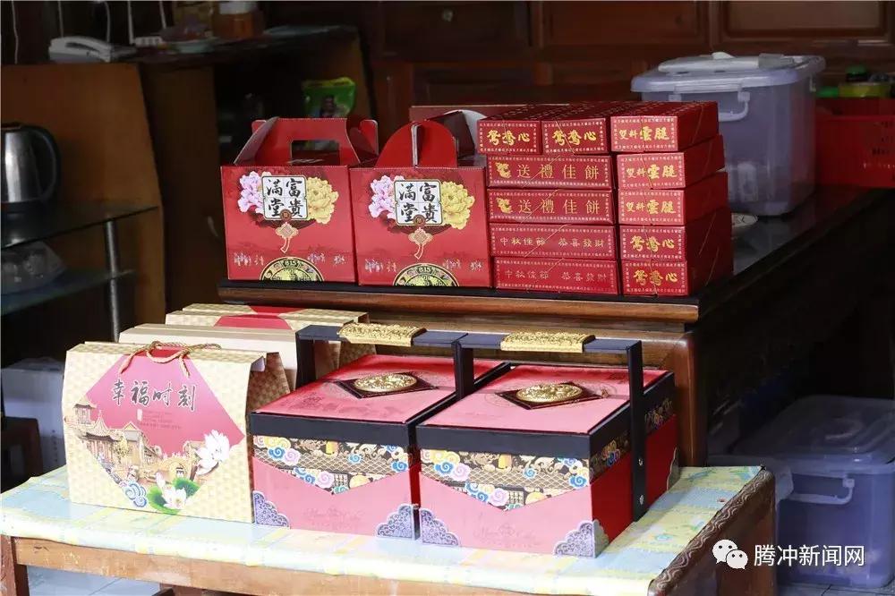 吃月饼感受节日的气息,吃月饼时的味道