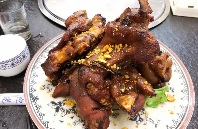 “山竹”过境，多雨模式启动，门口的餐馆也是极好，就近吃点啥？