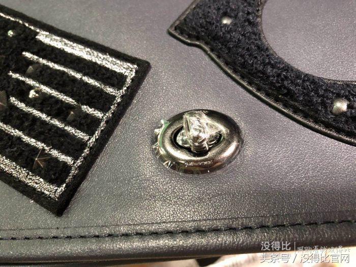 蔻驰crossbody男包,蔻驰dinky亮皮