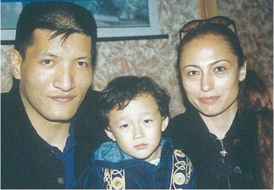 易建联结婚了吗,易建联和姚明私交