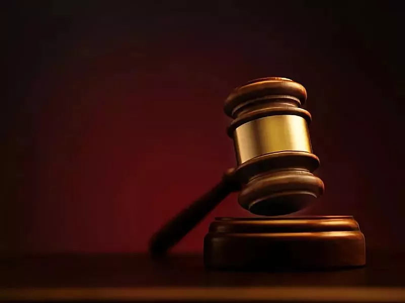 玩真心话大冒险被要求跳河,真心话大冒险美女跳河