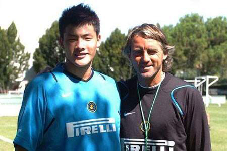 他17岁就参军,他17岁出道