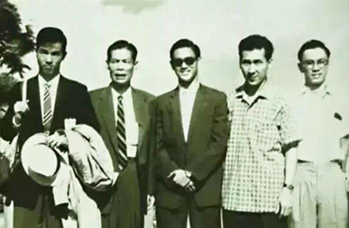 香港四大才子之一！曾和李小龙单挑、拍过三级片、死前欠债200万