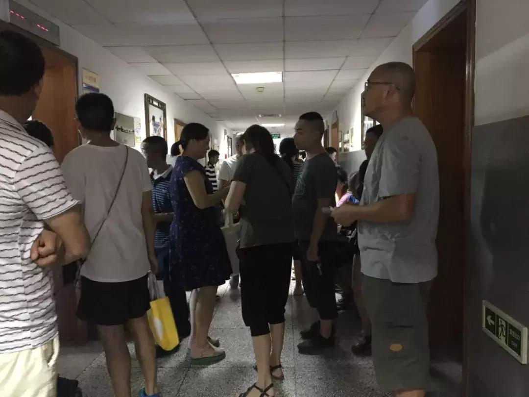 成都什么医院可以按摩,成都三甲医院按摩推拿哪家好