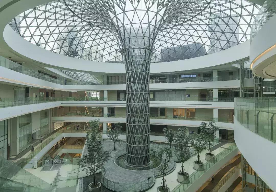 新晋高颜值商场LuOne来了!风铃幕墙穹顶天窗……一站式满足