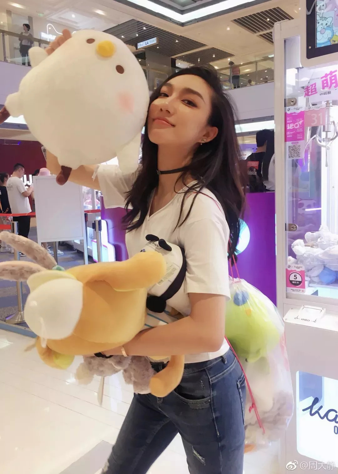 娃娃机惊现真娃娃,深圳真人娃娃机视频