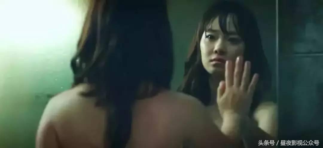 4年间，她被迫为31人陪睡100多次，这片太瘆人！