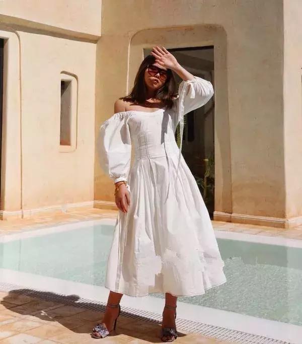 胖女孩的穿衣典范｜她又矮又胖，却因穿衣有18万关注？