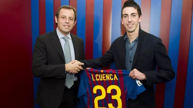 世界以痛吻我英文图片,世界以痛吻我英语