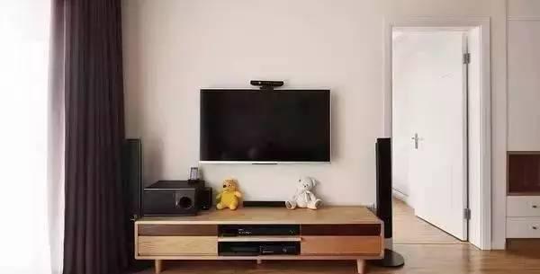 电视背景墙流行用什么材质比较好,2019最流行欧式电视背景墙布置