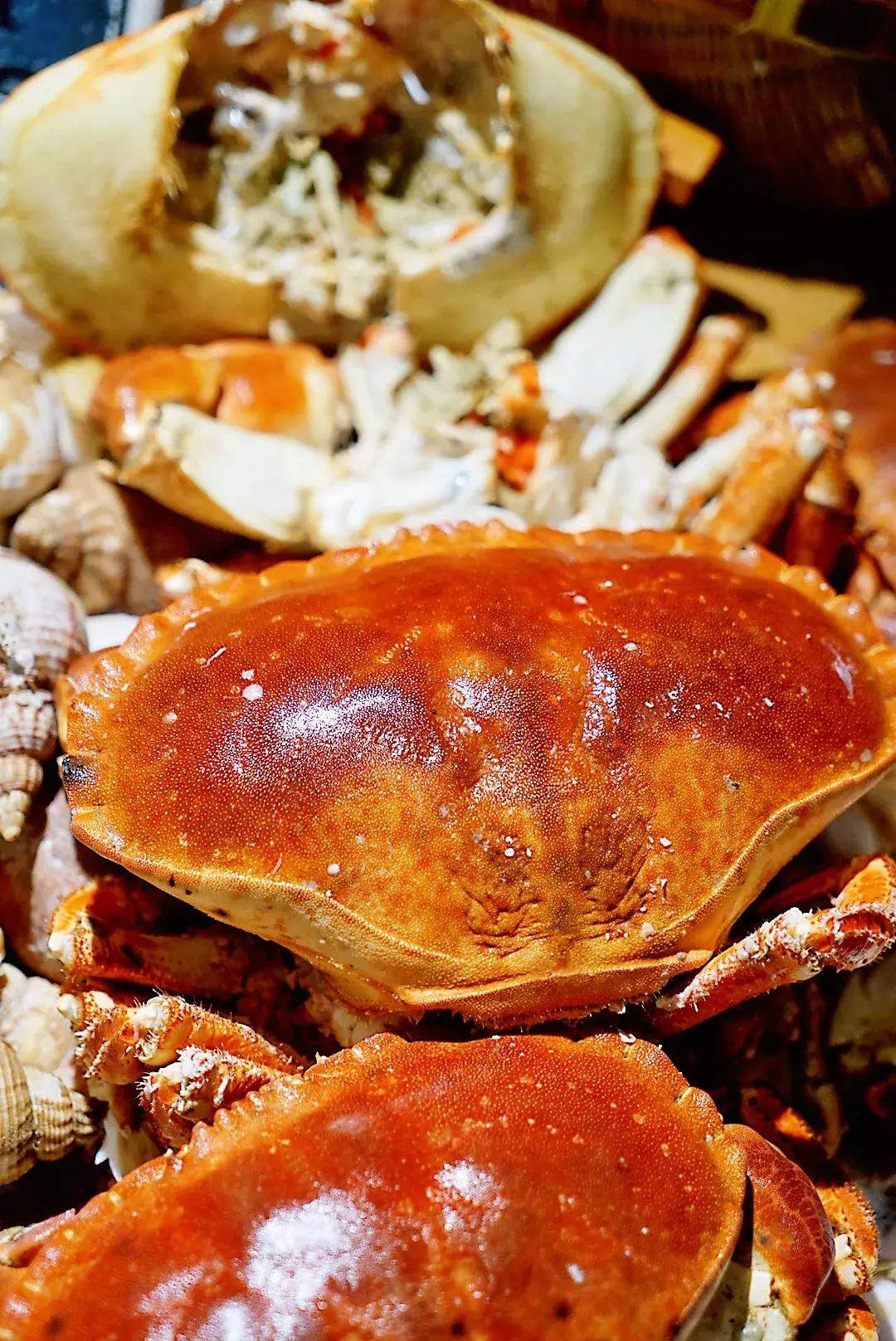 蟹黄的肥美鲜香,蟹黄味蟹香馥郁入口松脆