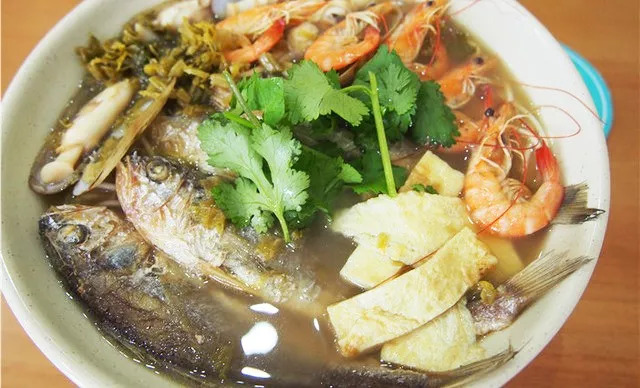 没有256G的胃，还敢到东海嗑海鲜？