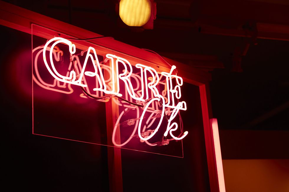 Hermès丝巾为何让全世界女人都着迷？爱马仕丝巾俱乐部给你解答