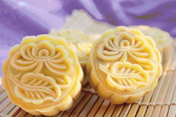 南沙月饼市场“花样”多多，微商手工和跨境月饼你pick了哪个？