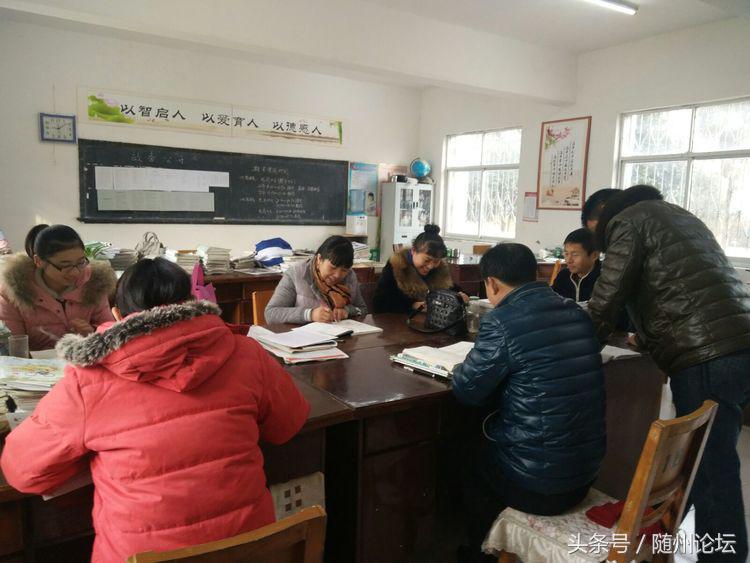 生态教育促成长浓墨重彩绘华章——记阔步前进中的洪山镇中心学校