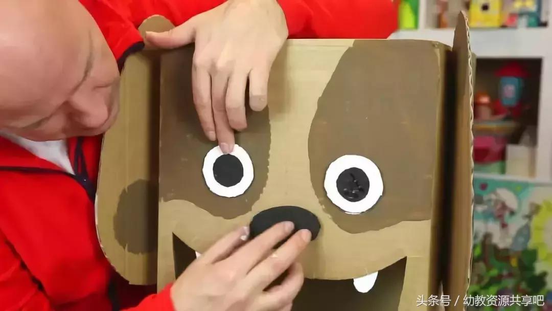 快递纸箱、一次性纸杯还能这么玩？老师们也太有创意了吧~