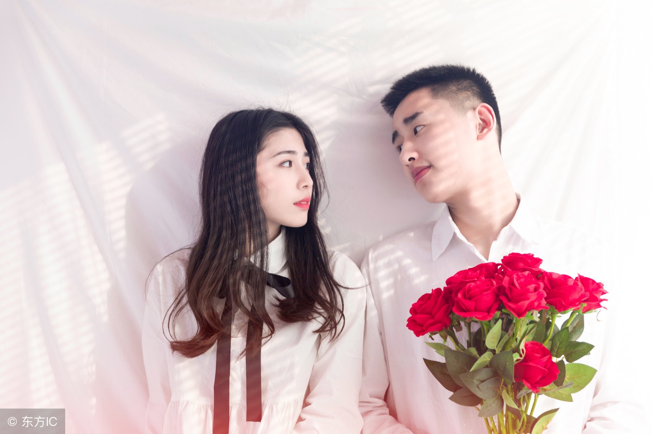 追你的男人怎么样才算真心,追你的男生跟你表白该怎么回应