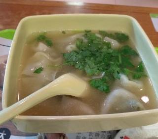 吉祥馄饨如意馄饨哪个好吃,吉祥馄饨饭测评