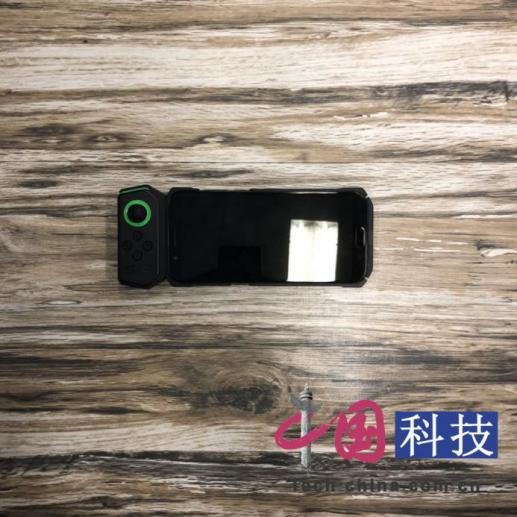 黑鲨第二代磁吸,黑鲨第二代指套