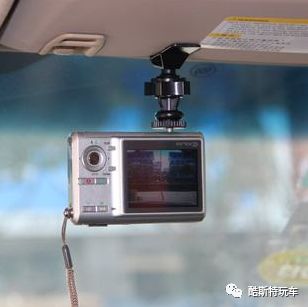 推荐行车记录仪能防碰瓷就行,碰瓷遇到行车记录仪