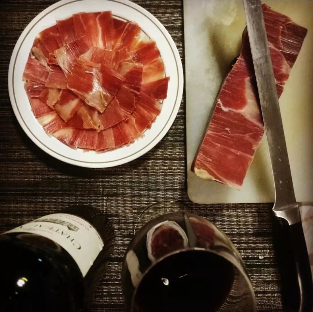 风化3年才成熟，味道不输西班牙火腿的中华老字号，价格却只有10%？