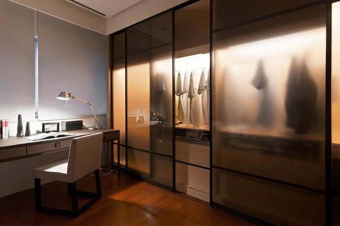 推拉门怎么拆不影响二次使用教程,推拉门拉不动了找谁修