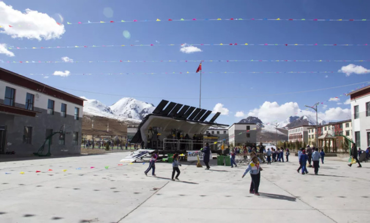这位设计师的脑洞也是真够逆天的,这位设计师太有才了