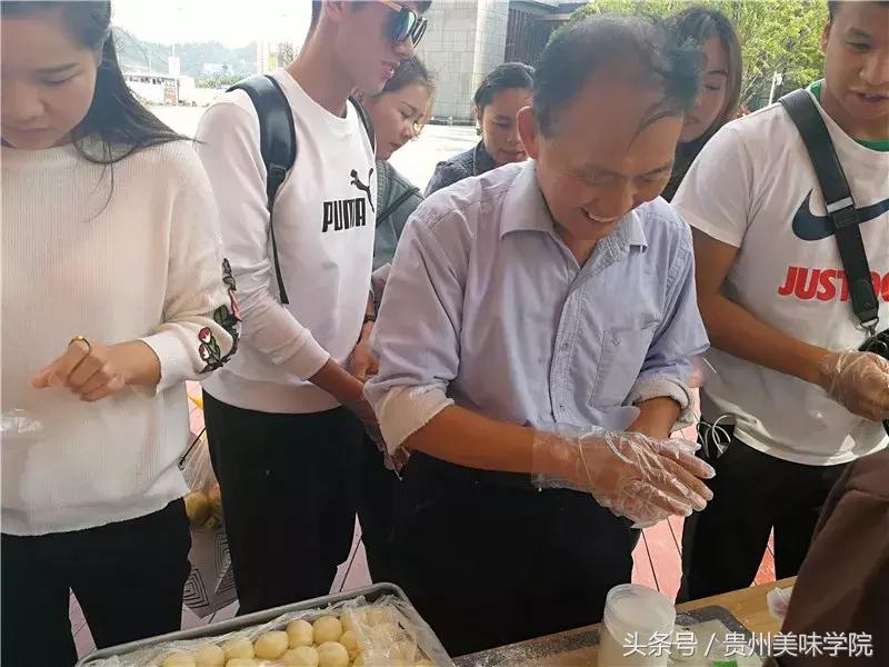 欢度中秋吃月饼,欢度中秋优惠巨献