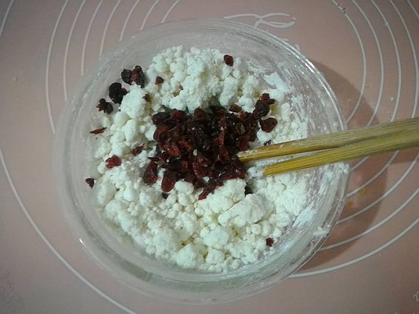 用耐高糖酵母做馒头为何不松软,酵母蒸的馒头为什么不白不松软