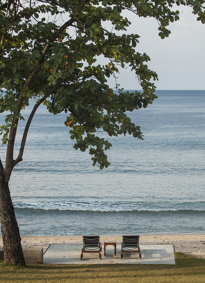 全球婚礼目的地探路：NAKA，悬空在半山腰上的透明火柴盒