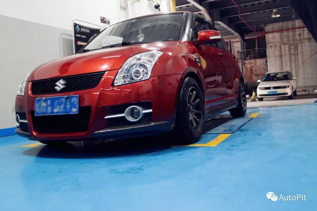 铃木雨燕小钢炮汽车,铃木雨燕运动高性能版