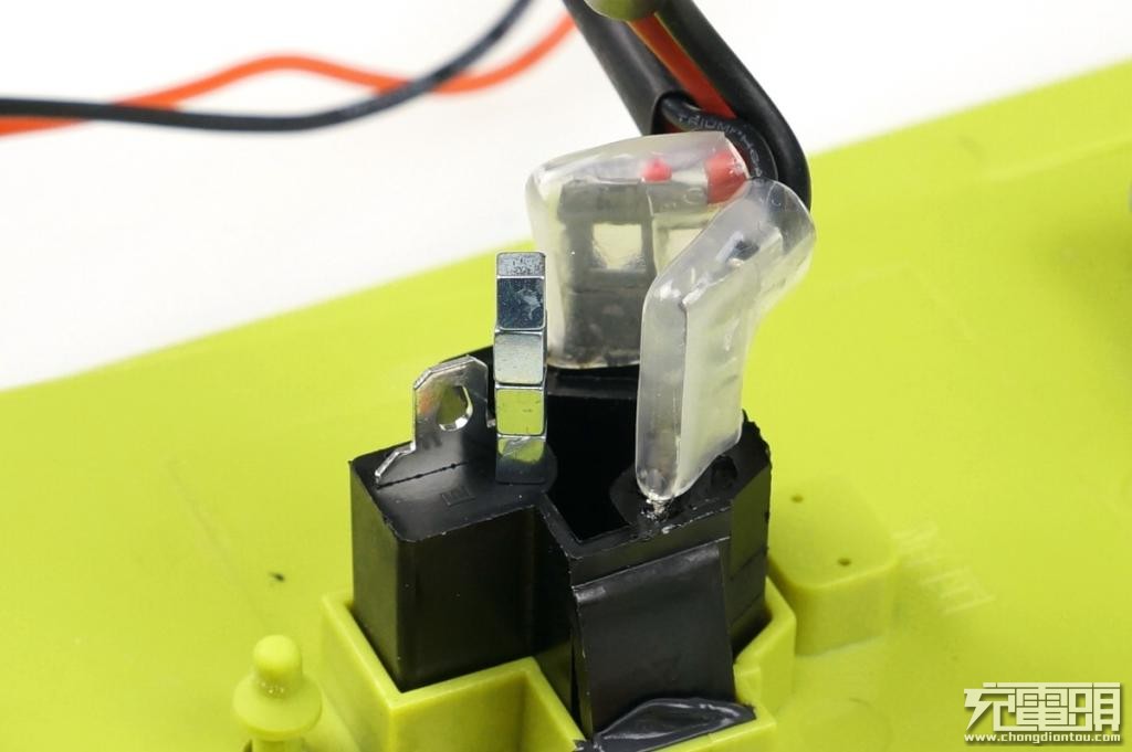 电小二户外电源拆解,电小二户外电源拆机