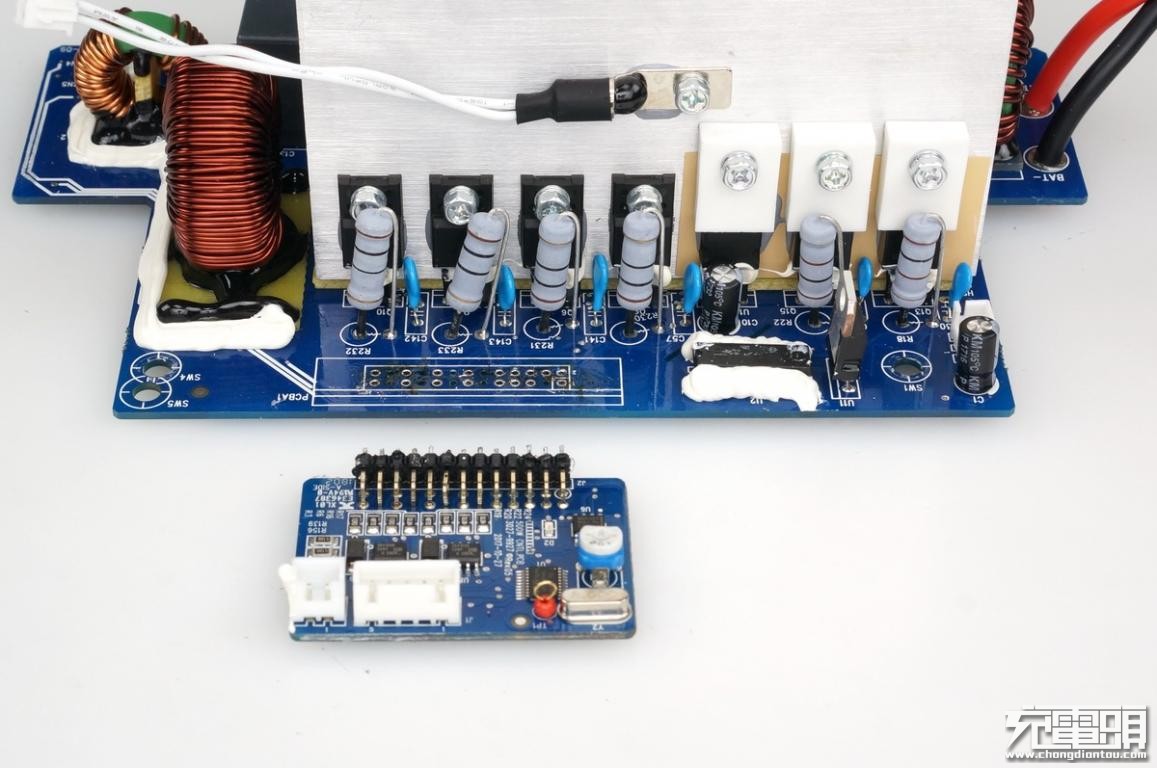 电小二户外电源拆解,电小二户外电源拆机