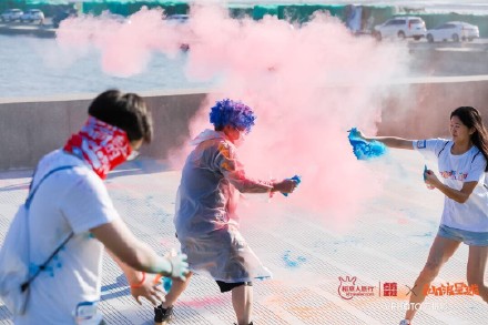 “趣你的十公里”2018稻草人旅行公益行走圆满收官