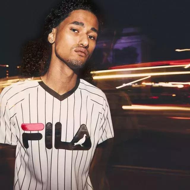 fila真的撑起了安踏的未来吗,fila斐乐今年最走红的一段话