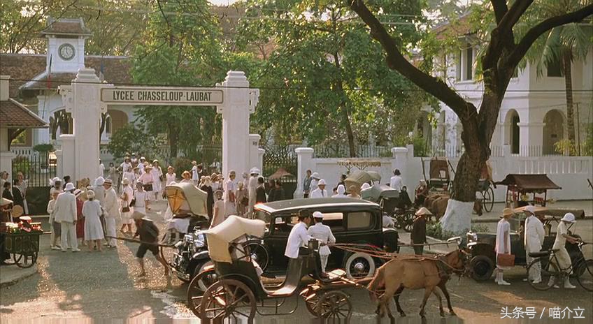 它们恰似，法国姑娘热情奔放浪漫与越南姑娘含蓄温柔的完美结合