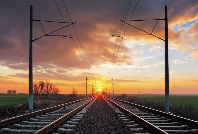 选择出行的朋友请注意安全,选择火车出行需要带什么