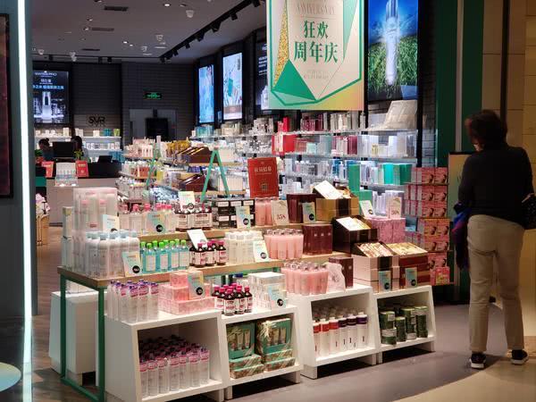 国外化妆品降价,外国化妆品降价