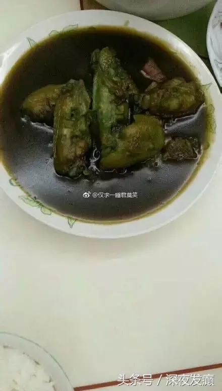 看，这就是让女朋友进厨房的后果