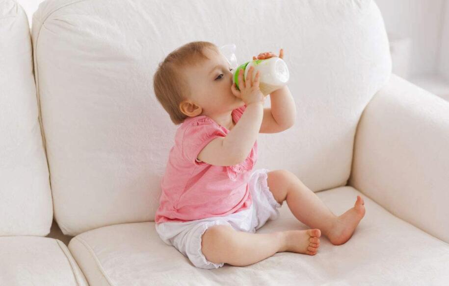 如何选择电动吸奶器和手动吸奶器,全自动吸奶器好还是手动吸奶器好