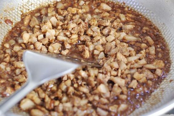 肉馅不用慢慢剁教你小技巧,肉馅不用费力剁的方法