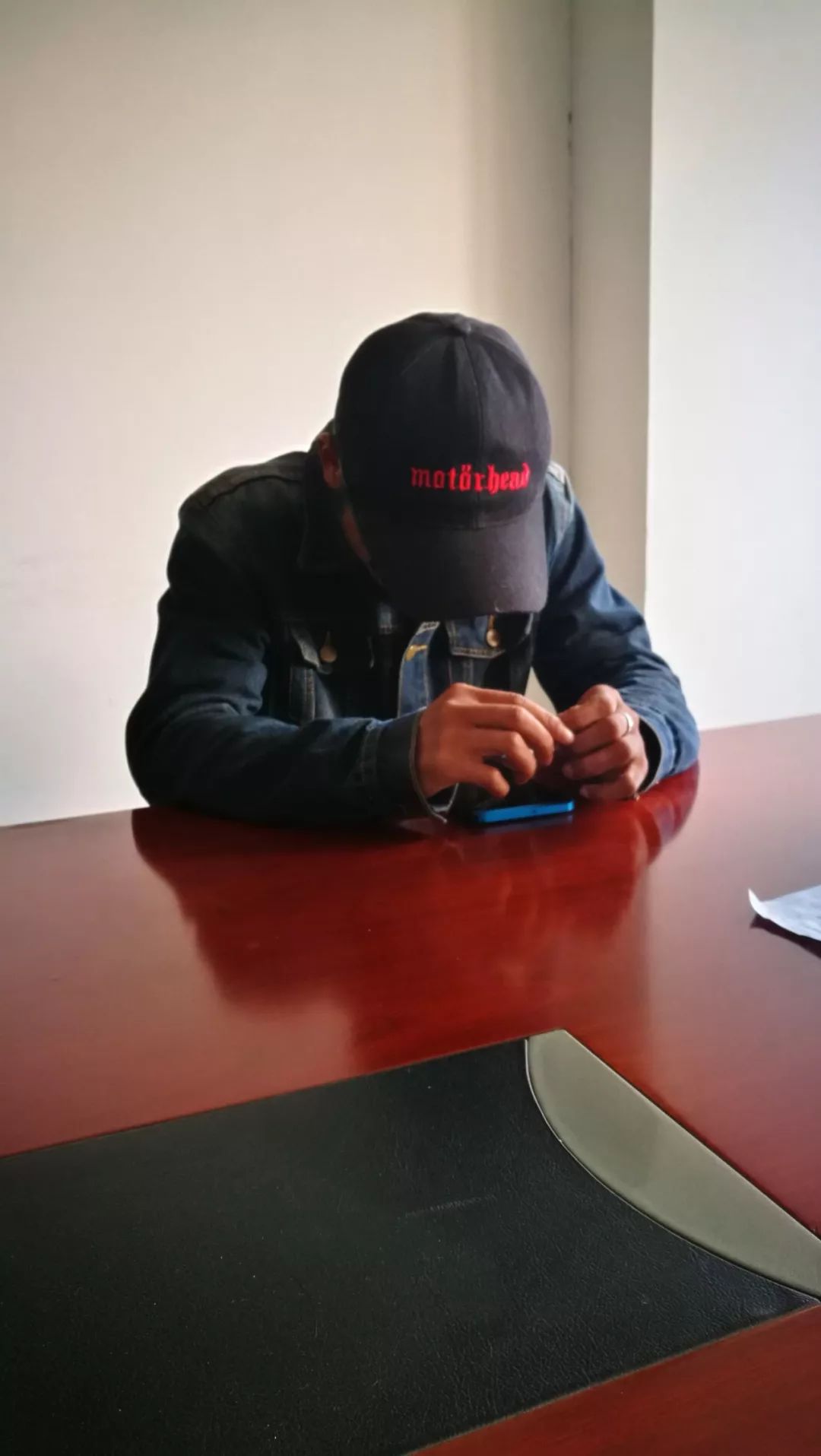 男子深陷套路贷借一万元变成三万,90后小夫妻身陷套路贷150万元